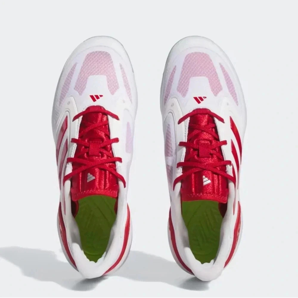 LIGHTWEIGHT SOFTBALL CLEATS MADE IN PART WITH RECYCLED MATERIALS​